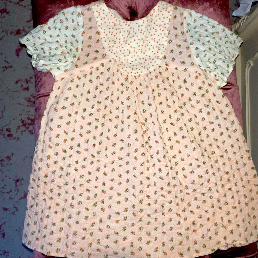Zara size 2-3 cotton dress with button closure